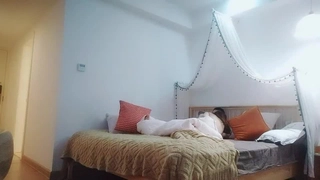 女友家居生活全被爆光