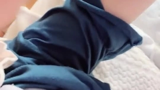 cead-407 乳首オナニーでイク15人の女たち！～女の性感スイッチ『乳首』でイキ狂うド淫乱淑女たち！