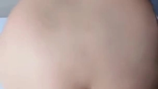 主题酒店约炮苗条辫子各种花式做爱妹子有点吃不消